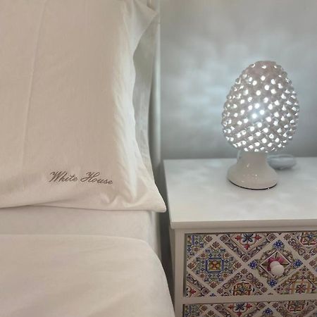 Salentina White House Bed & Breakfast Lecce Exterior photo